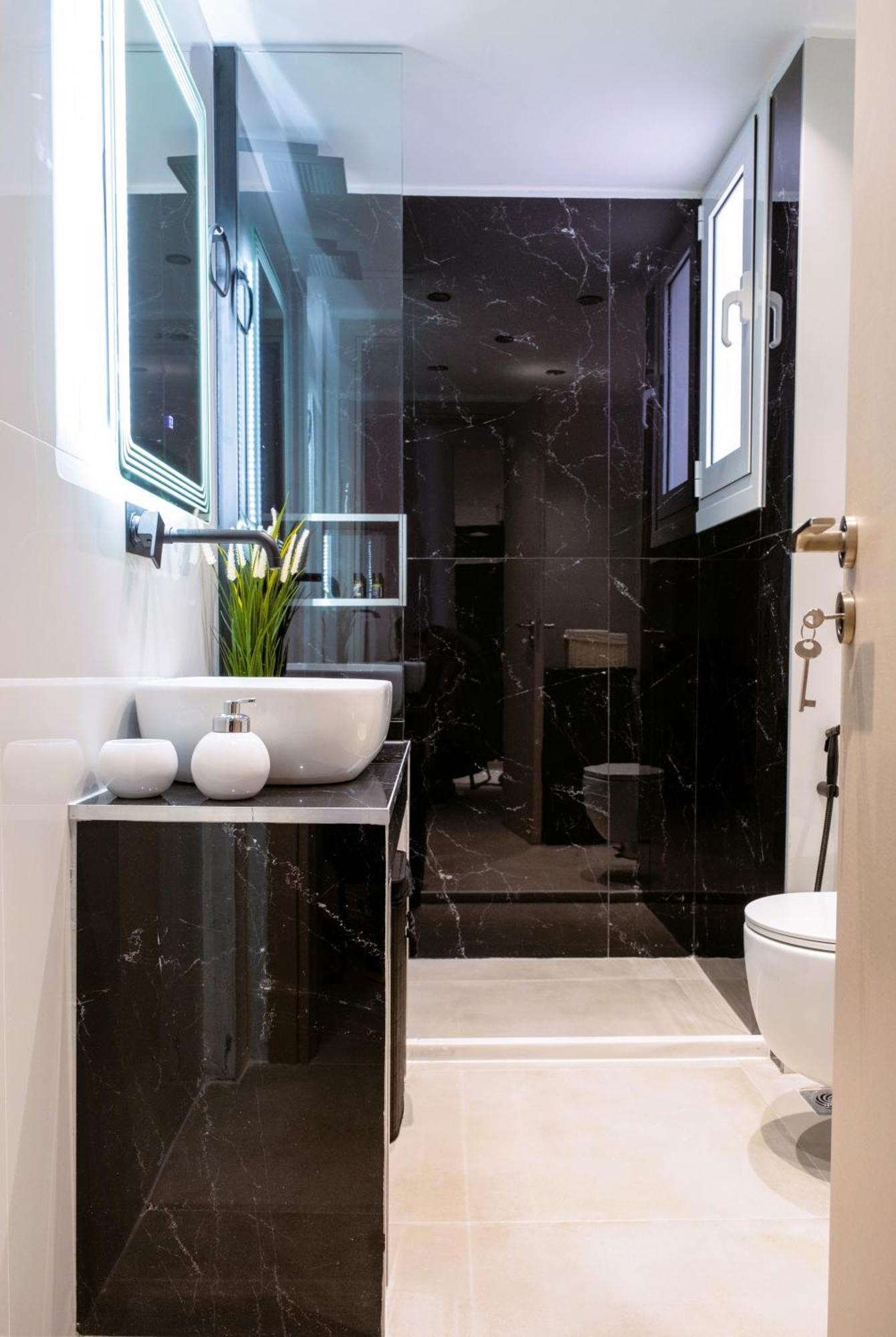 Апартаменты Essel Noir - A Hidden Gem With A Magnificent Acropolis View Афины Экстерьер фото